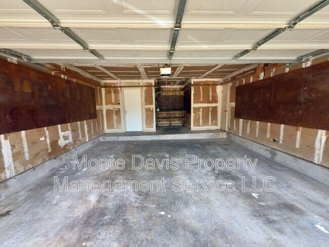 Building Photo - 2618 Alcott Ln