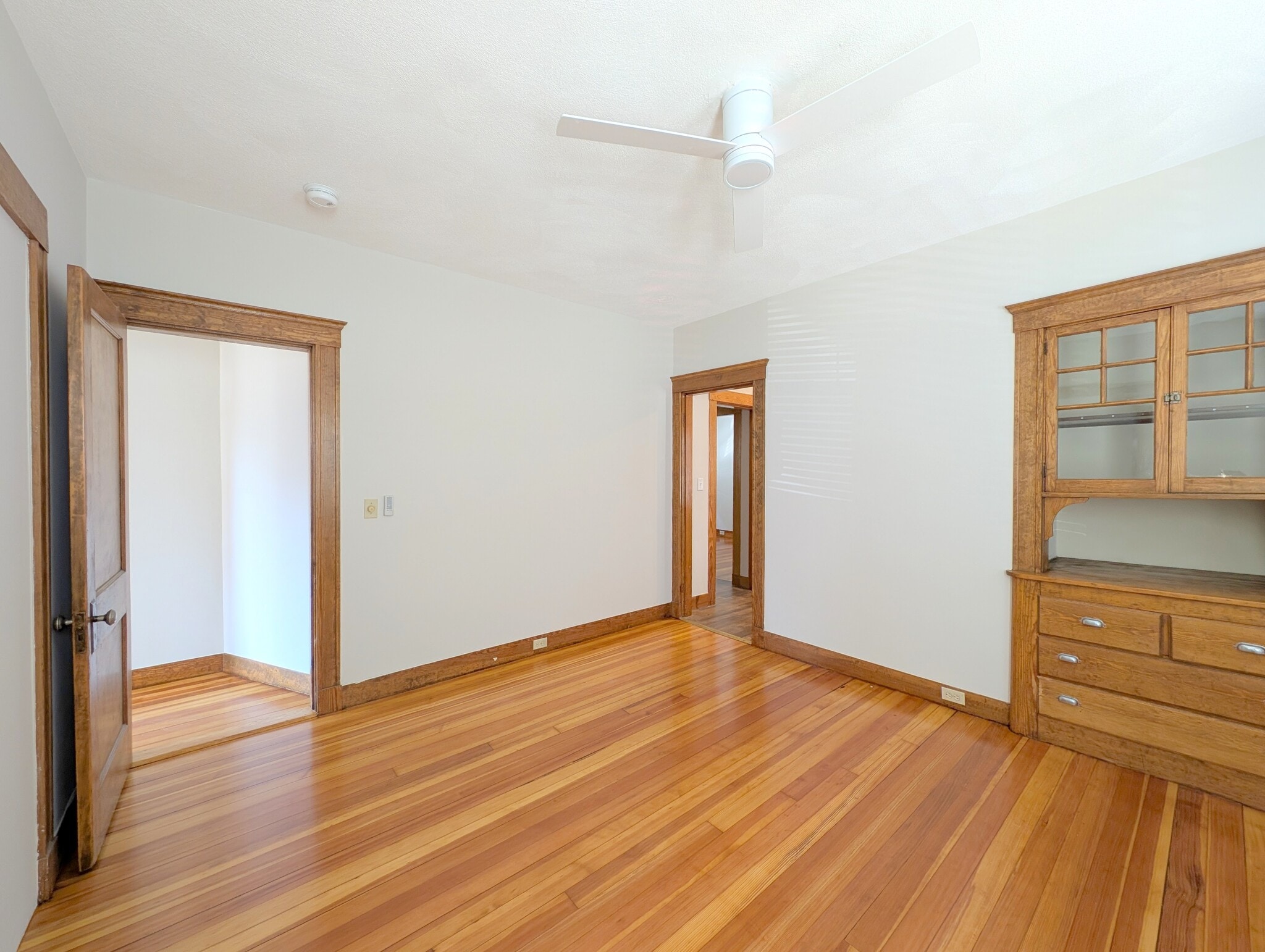 Building Photo - 29 Frederick Ave