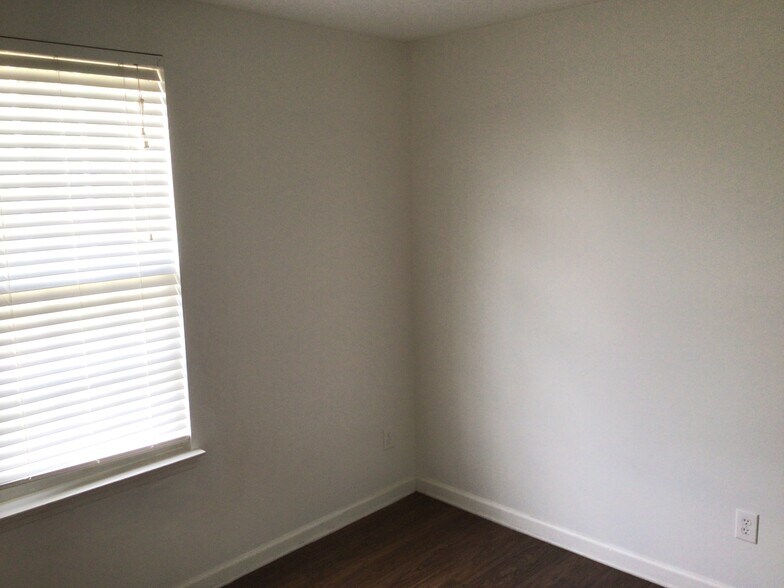 Building Photo - 9634 Brookmere Ln