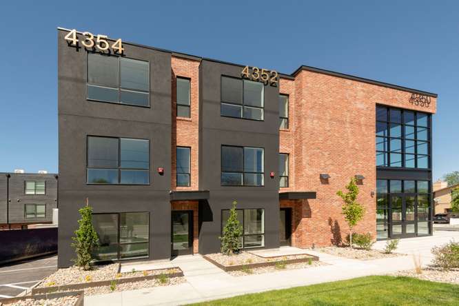 Building Photo - 884 E Rowley Dr
