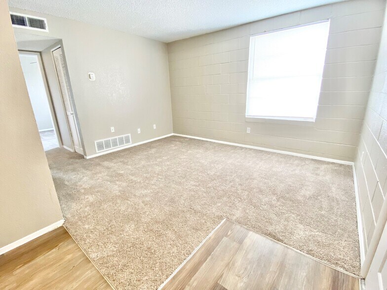 San Marcos Apartment Homes 921 N Zaragosa Rd El Paso TX 79907