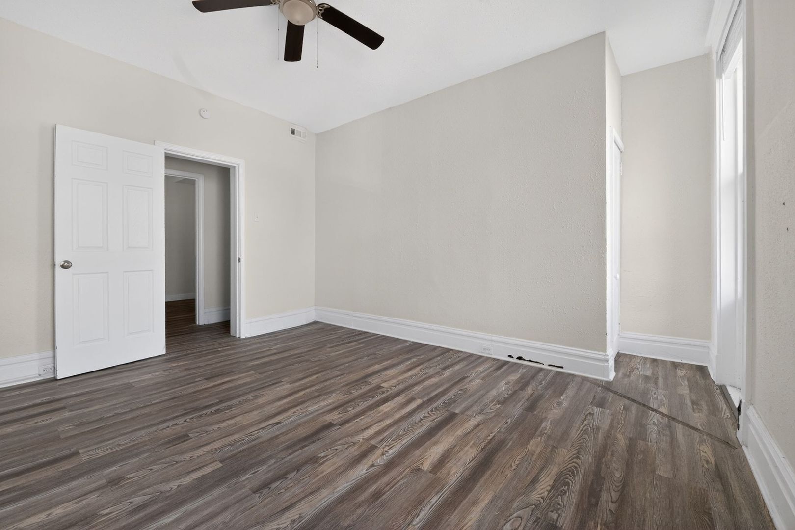 Building Photo - 2918 Sidney St