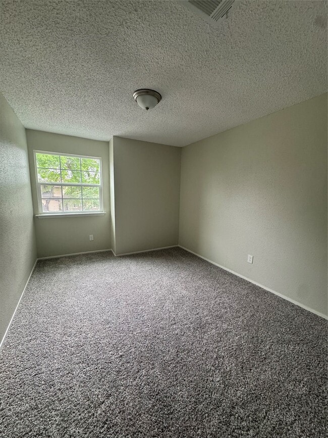 Building Photo - 13626 Sunswept Way