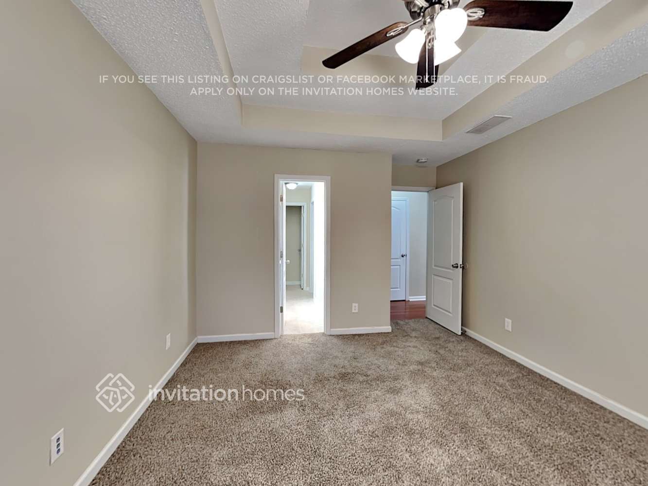 Building Photo - 1127 Chateau Terrace