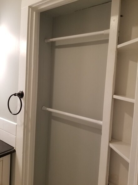 Building Photo - 701 Remington St