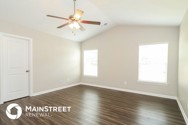 Building Photo - 270 Sawyer Ln