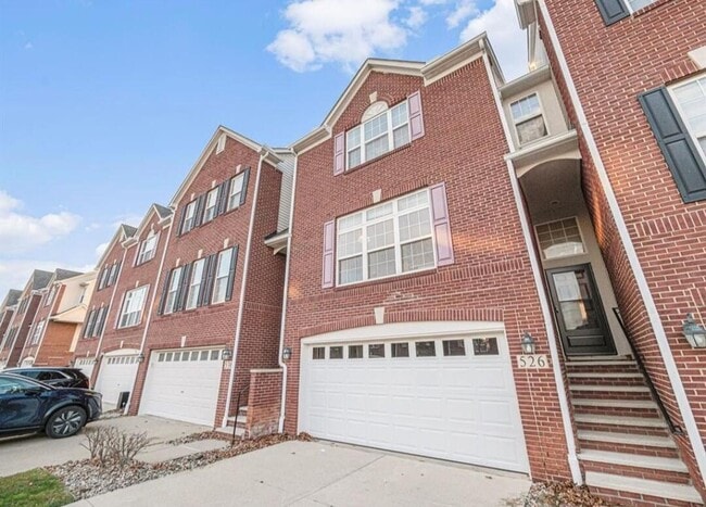 Building Photo - 526 Cherry Orchard Rd