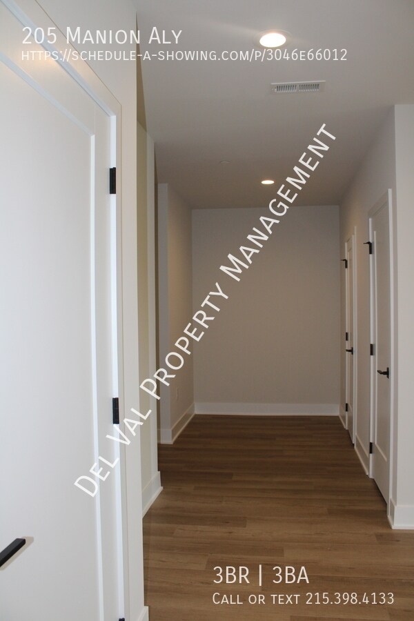 Building Photo - 205 Manion Aly