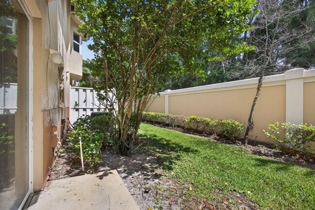 Building Photo - 3770 N Jog Rd