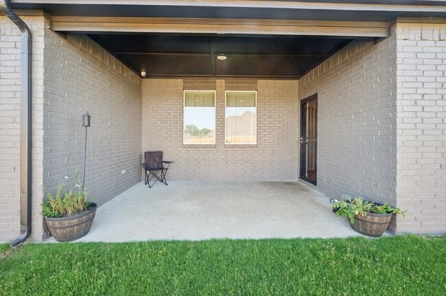 Building Photo - 4266 W Vlg Pk Dr