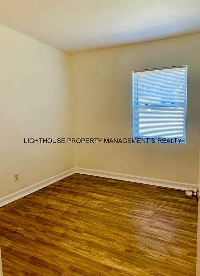 Building Photo - COMING SOON Completely Renovated 3-Bedroom Home in Edgewood Manor