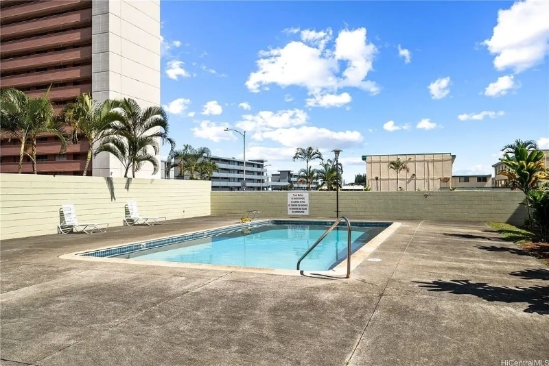 Building Photo - 44-134-134 Bayview Haven Pl