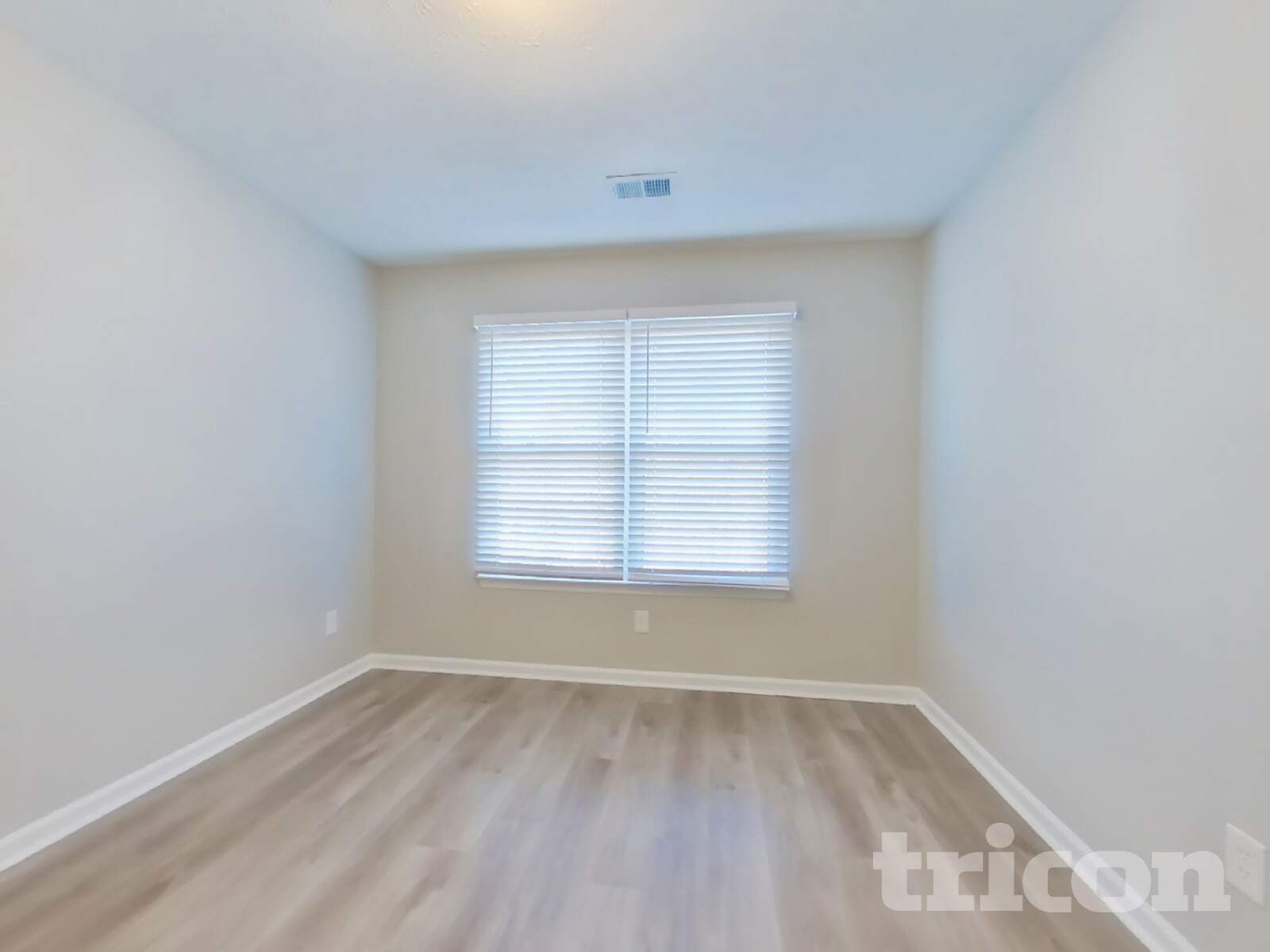 Building Photo - 2901 Westchester Ct