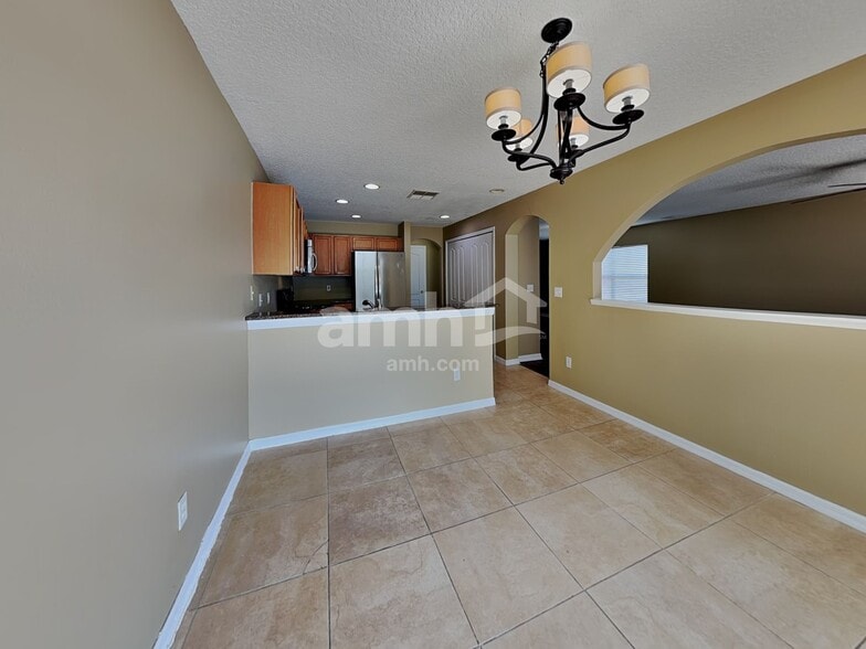 Building Photo - 1907 Seatonham St