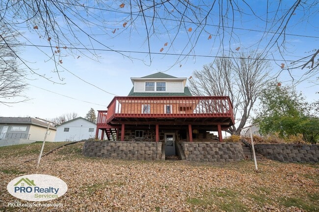 Building Photo - 4 Bedroom Home in Buffalo