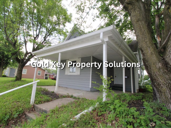 Building Photo - Nicely updated 3 BR 1 BA House with Covered Front Porch and Central Air (SECTION 8 APPROVED)