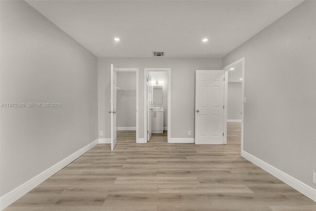 Building Photo - 10379 NW 35th St