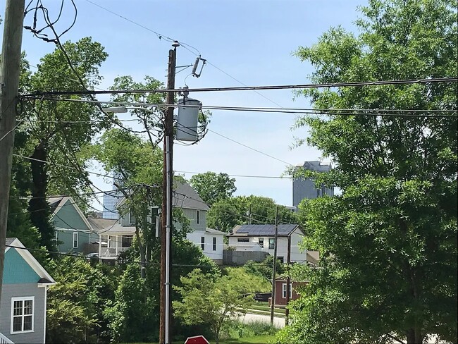 Building Photo - 202 Selwyn Alley