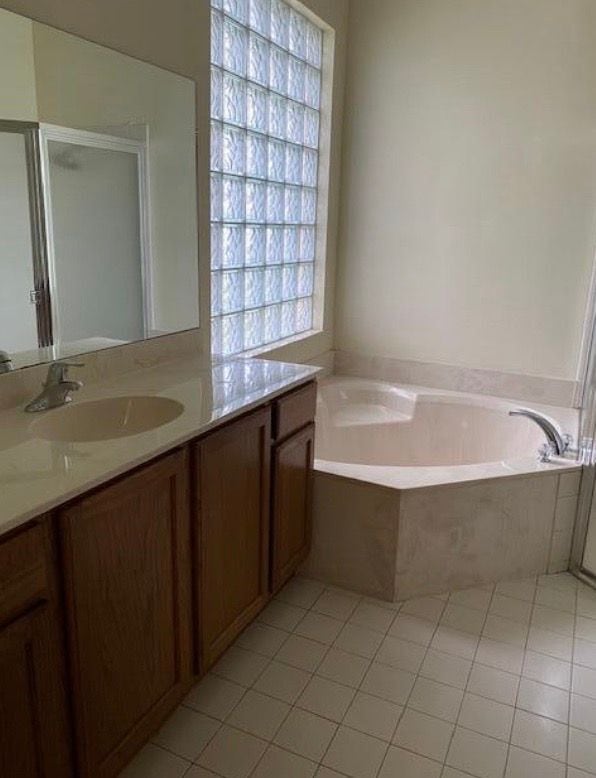 Building Photo - 759 Gazetta Way