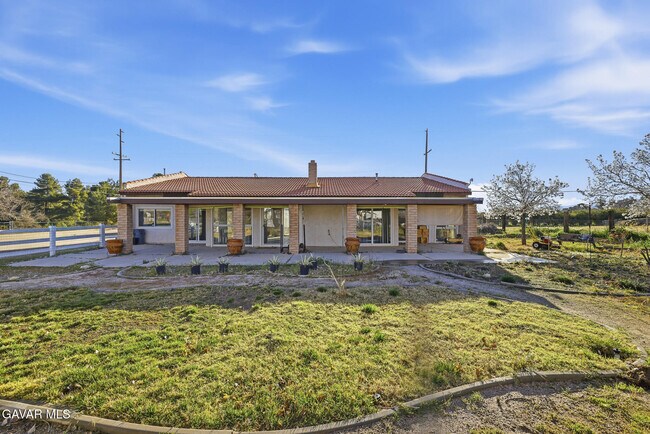 Building Photo - 40555 20th St W