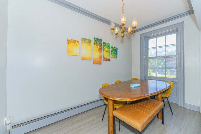 Building Photo - 90 Madison Ave