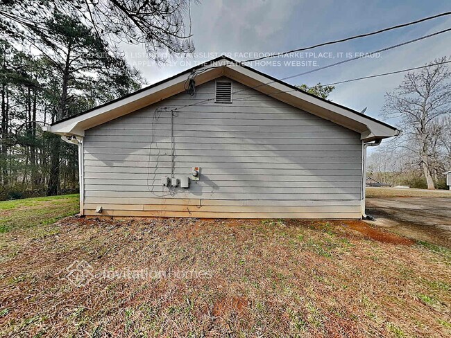 Building Photo - 155 Melton Way