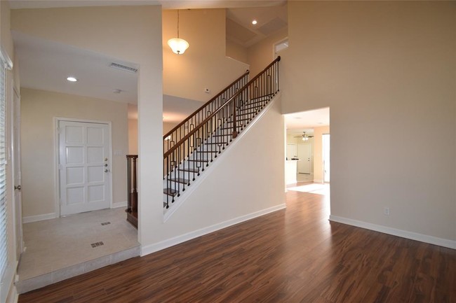 Building Photo - 15107 Kimberley Ct