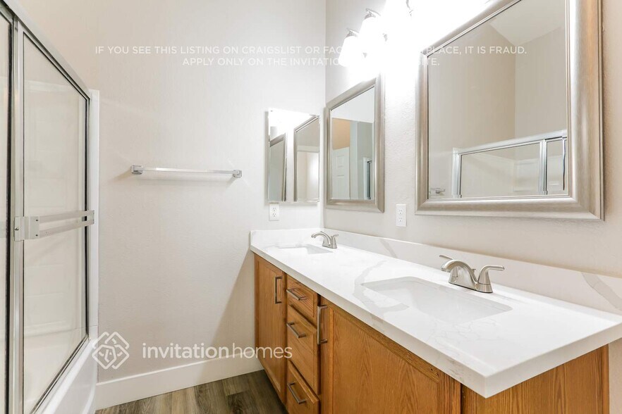 Building Photo - 5621 Distant Drum St