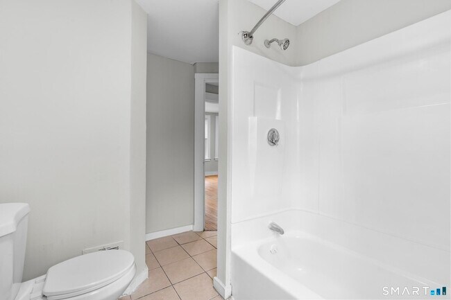 Building Photo - 693 Dixwell Ave