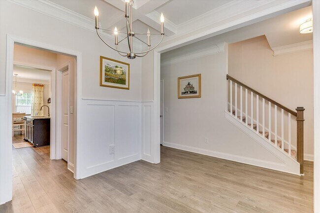 Building Photo - 6051 Big Pond Trl
