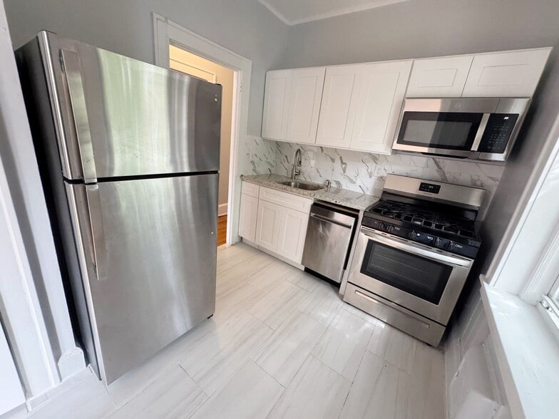 Primary Photo - The Residences at Jersey Street