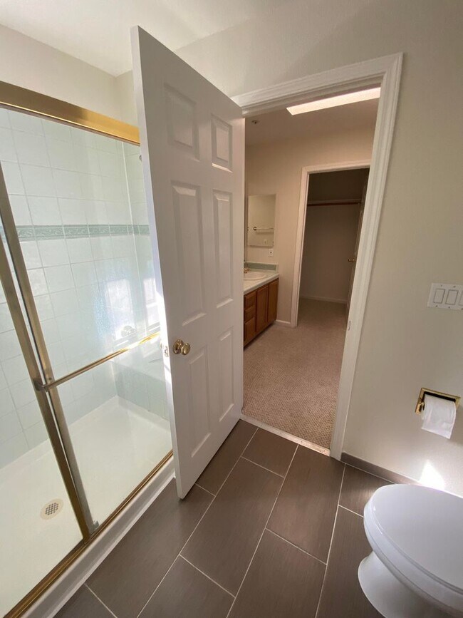 Building Photo - Upper Westside Santa Cruz Duplex