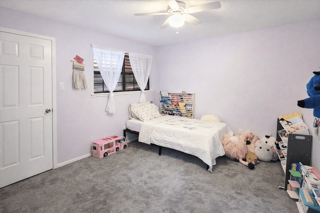 Building Photo - 54 Campeche Cir