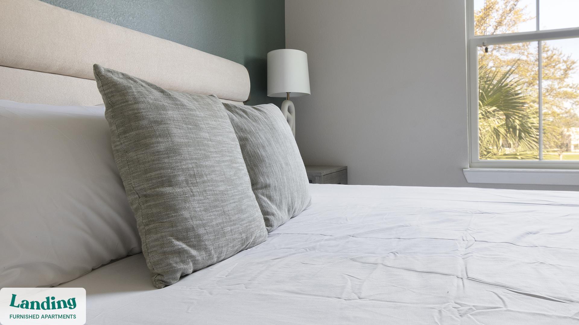 Building Photo - 215 Hunters Lk Wy