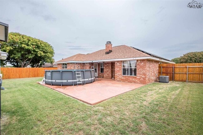 Building Photo - 127 Garrett St