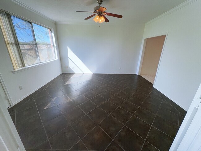 Building Photo - 6658 Sharpstown Green Cir