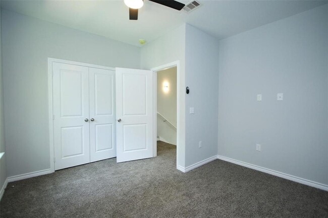 Building Photo - 923 Timberglen Ct