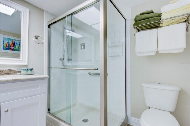 Building Photo - 10216 Regal Dr