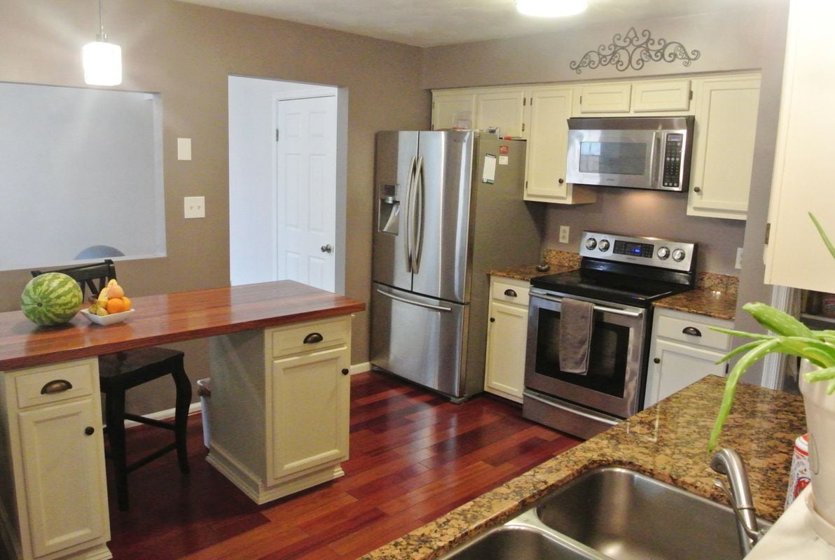 Building Photo - 2621 Meckley Ct