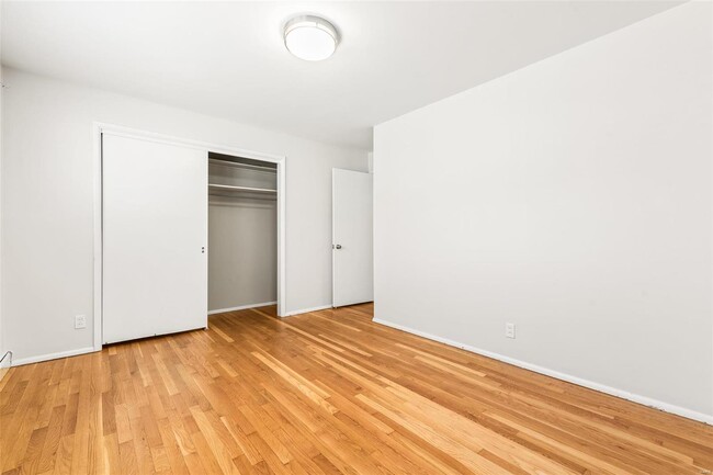 Building Photo - 767 Wenneker Dr