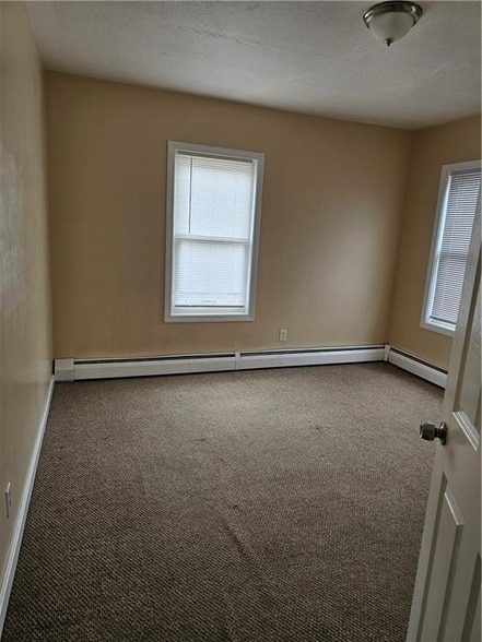 Building Photo - 37 Pleasant St