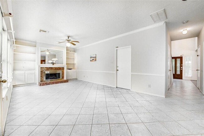 Building Photo - 1230 Manchester Cir