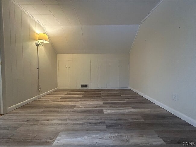 Building Photo - 3 Wills Dr