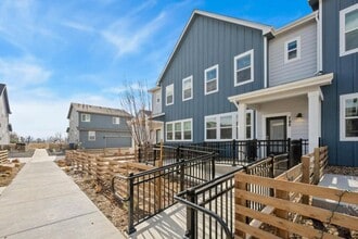 Building Photo - 748 Silver Maple Ln