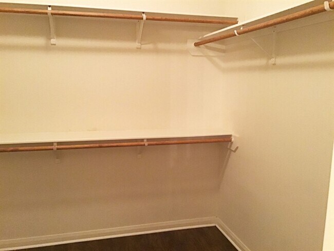 Building Photo - 10237 Tate Ct