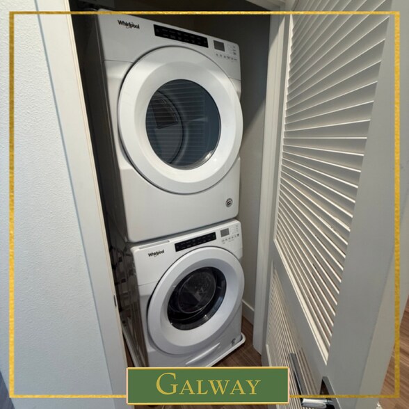 Building Photo - 3578 Rambla Pl