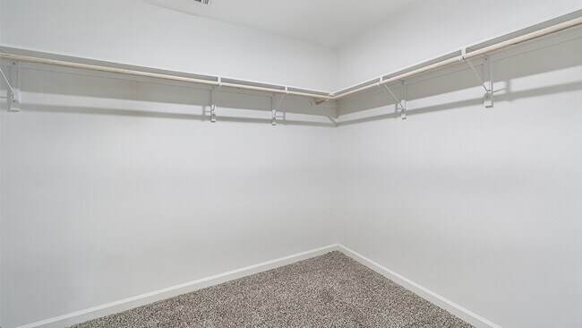 Building Photo - 105 Whirlaway Dr