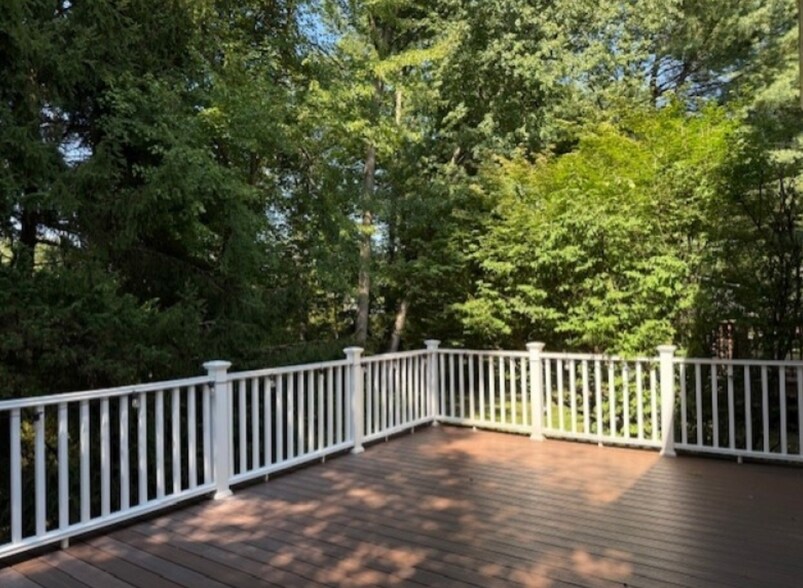Building Photo - 168 Smithfield Ct