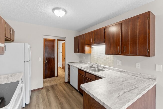 Building Photo - 9774 Dorset Ln