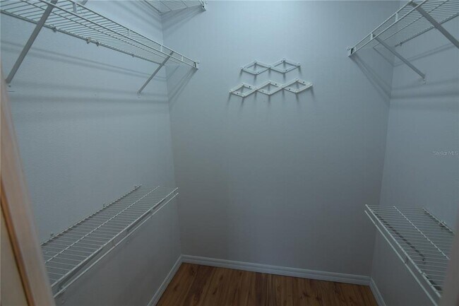 Building Photo - 8355 Glen Rose Way